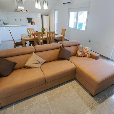 Summer Fever * 扎达尔